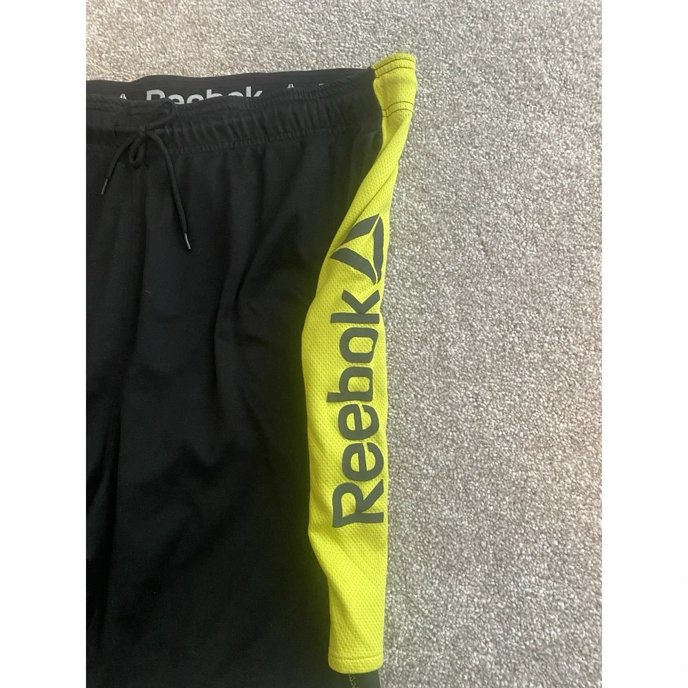 Reebok 3xl black